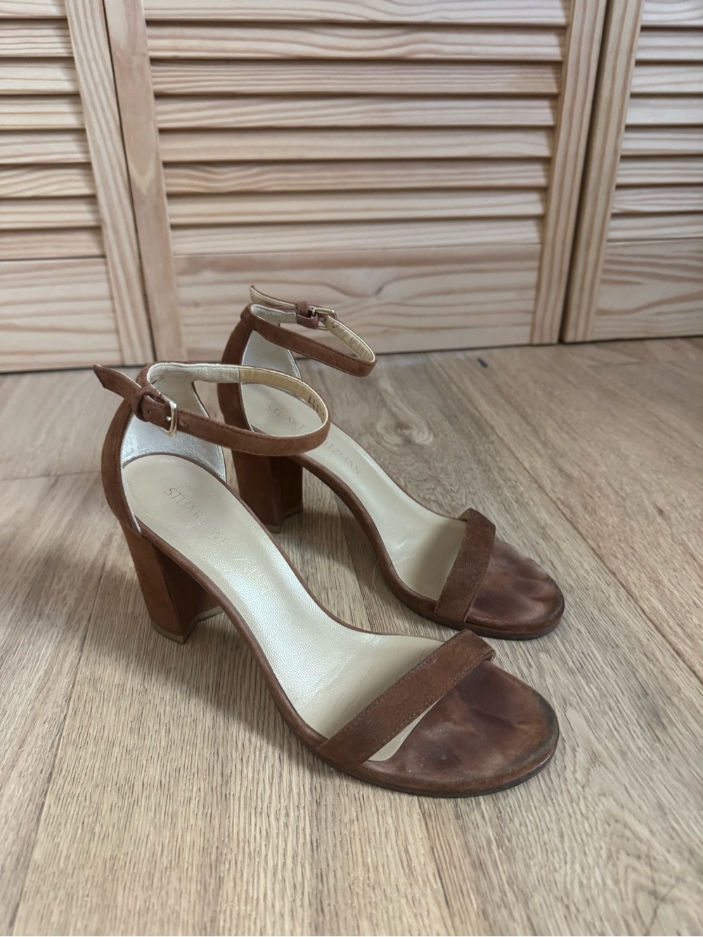 Stuart Weitzman ankle strap sandal in saddle suede